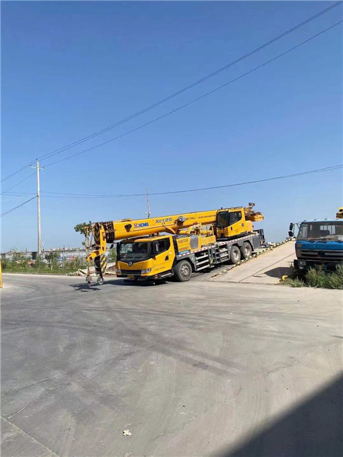 遂宁市吊车作业时，可能会产生哪些额外收费项目？